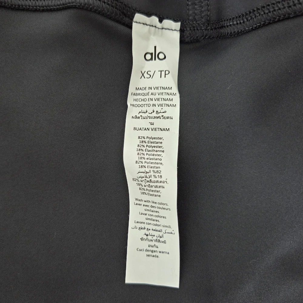 Alo Yoga Black 5 Inch Airlift Energy Shorts High Waist Womens Size XS - Picture 6 of 6